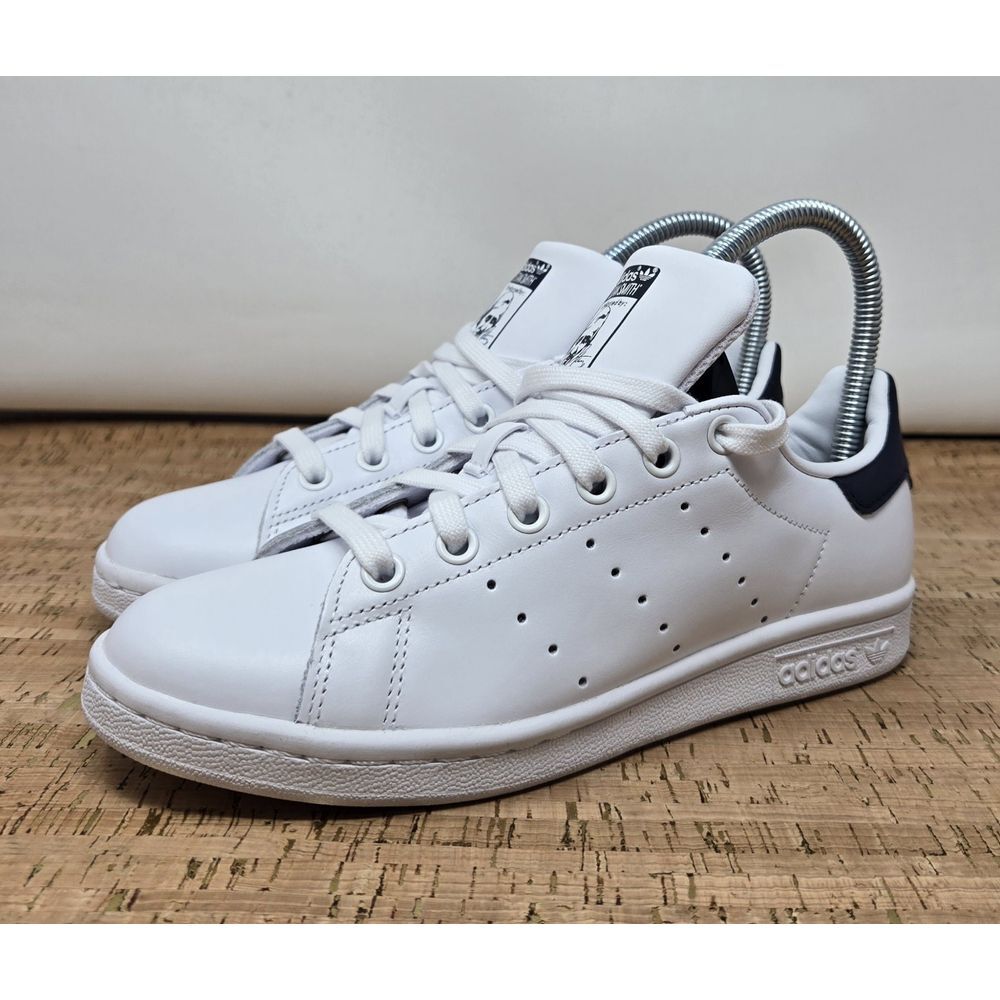 Adidas Stan Smith Originals Shoes Womens 5 White Casual‎ Preppy Sneakers